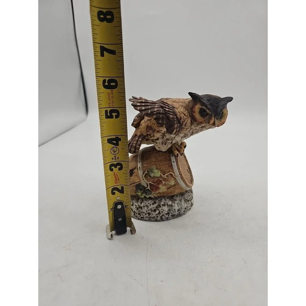 Vintage  Owl Music‎ Box On Barrel Works